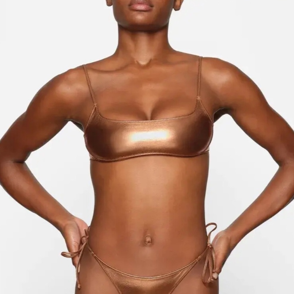 Skims Metallic Swim Micro Scoop Bikini Top in Penny New With Tags👙🏊‍♀️